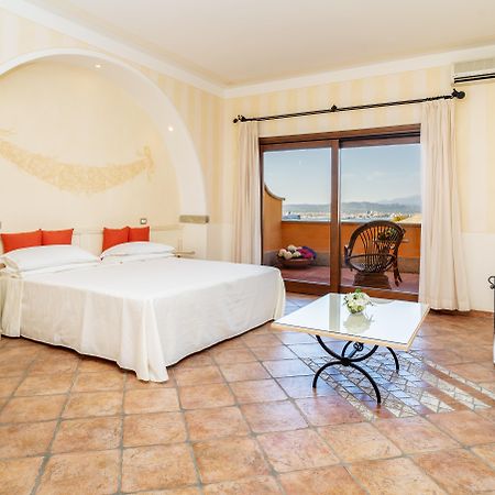 Lh Hotel Pozzo Sacro Olbia Exterior foto